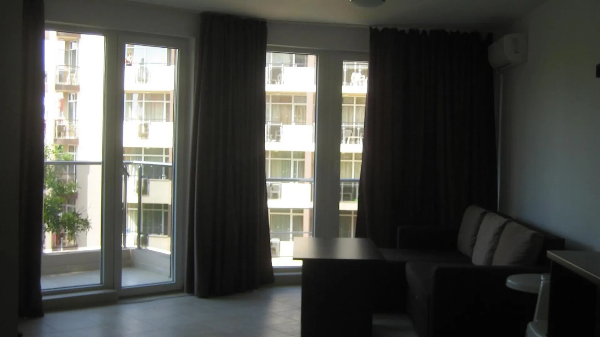 Admiral Plaza Apartments Slantchev Briag 0*,