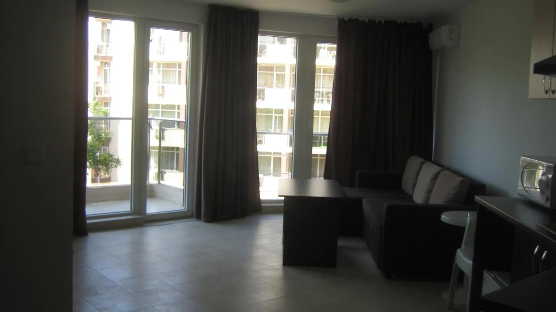 Admiral Plaza Apartments Slantchev Briag