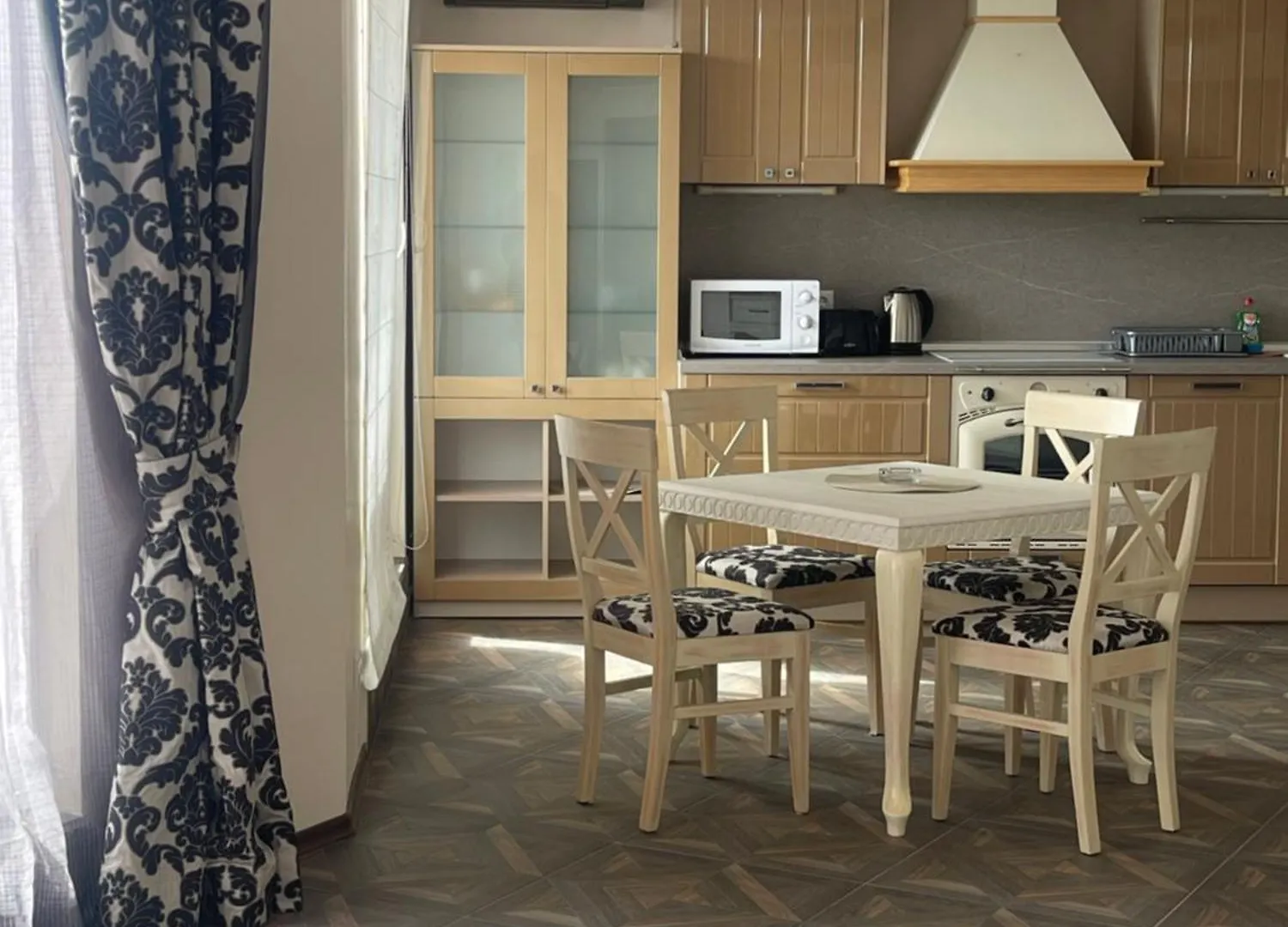 Admiral Plaza Apartments Slantchev Briag 0*,
