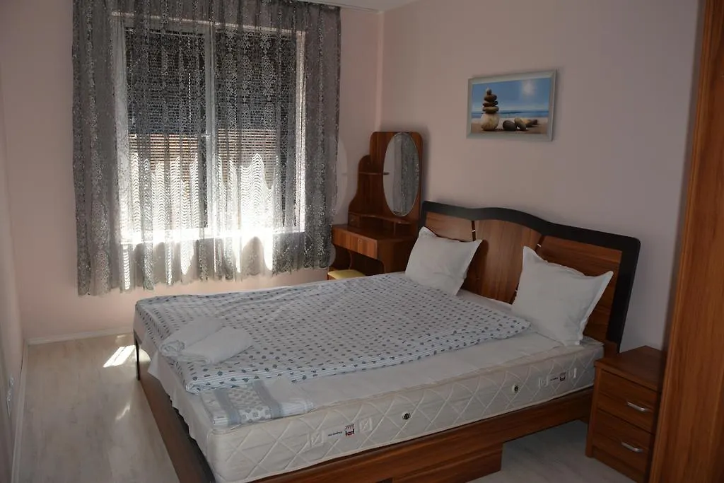 Admiral Plaza Apartments Slantchev Briag