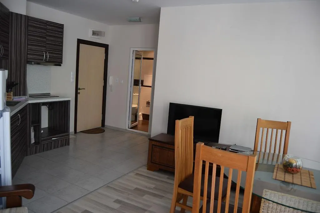 Admiral Plaza Apartments Slantchev Briag 0*,