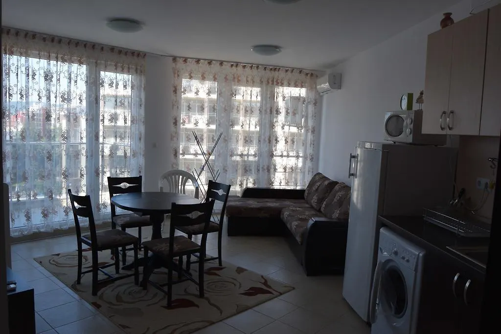 Admiral Plaza Apartments Slantchev Briag