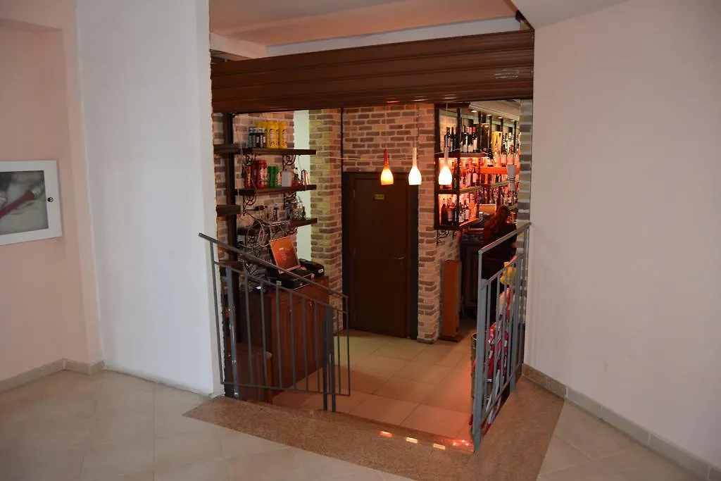 Admiral Plaza Apartments Солнечный берег